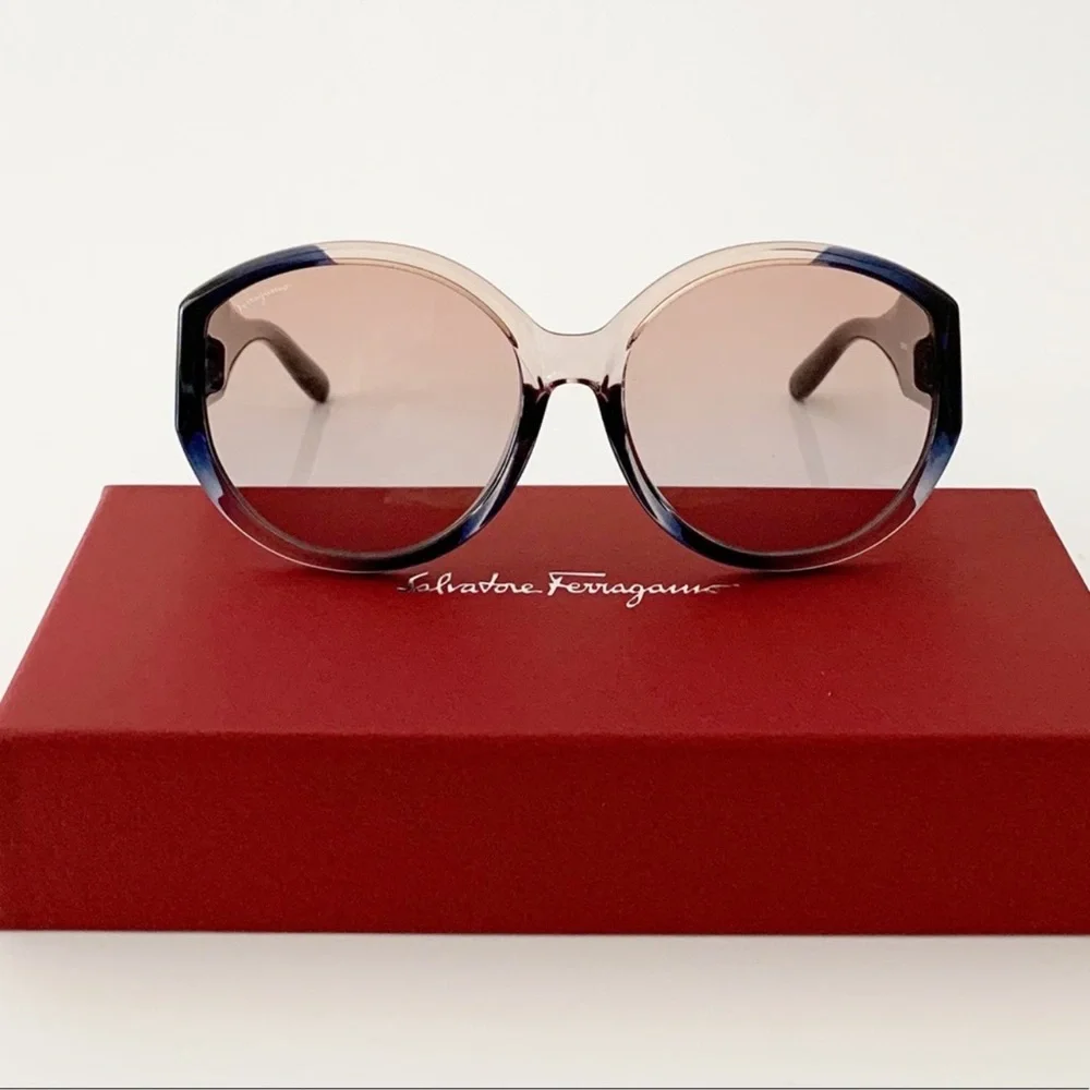 Salvatore Ferragamo Women's Gradient Brown Round Sunglasses